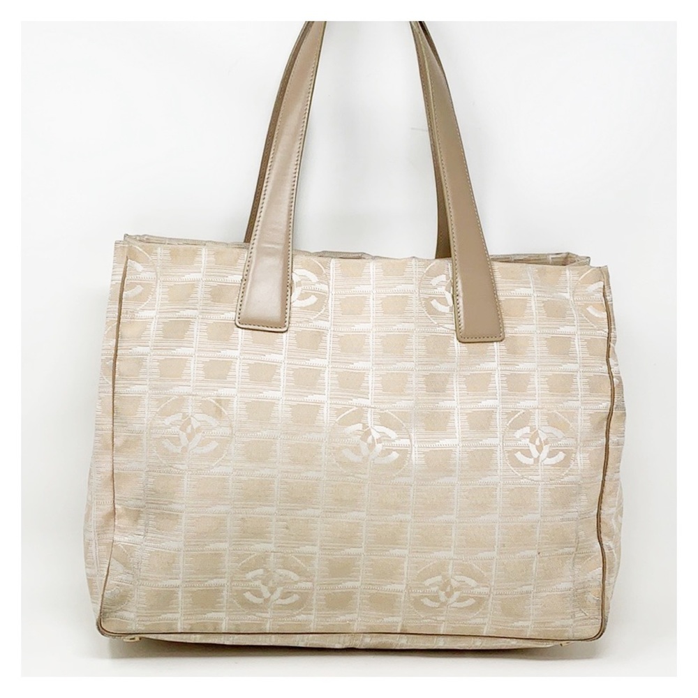 Authentic Chanel Shoulder Bag